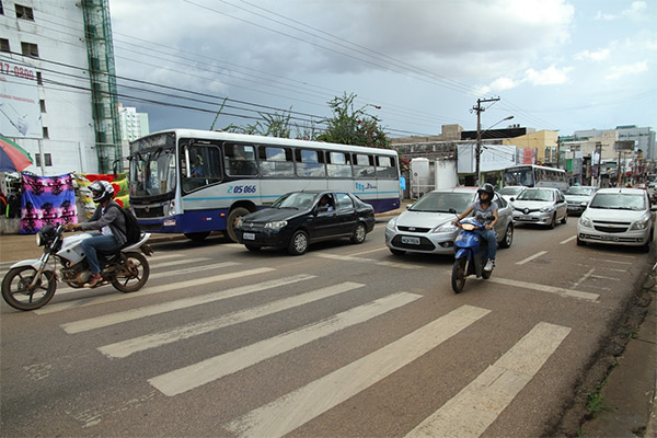 31102016-132926-transito_frota.jpg